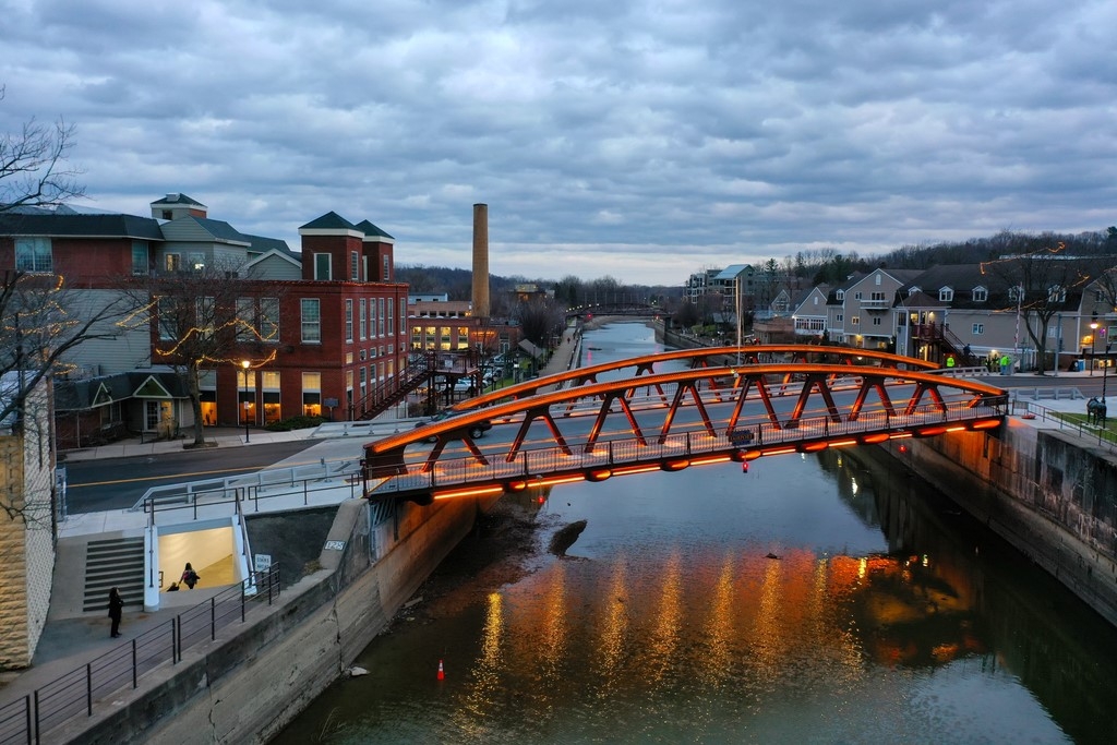 Aerial image of Fairport NY Lift Bridge