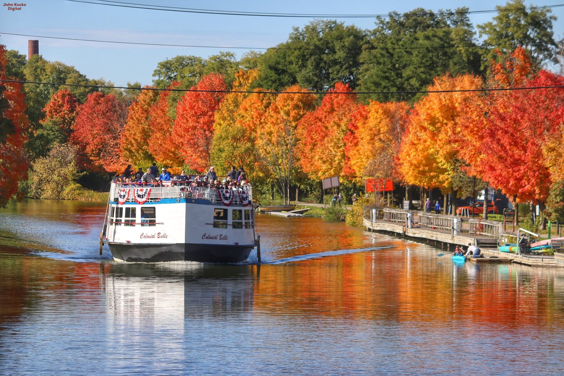 Colonial Belle on Erie Canal in Autumn